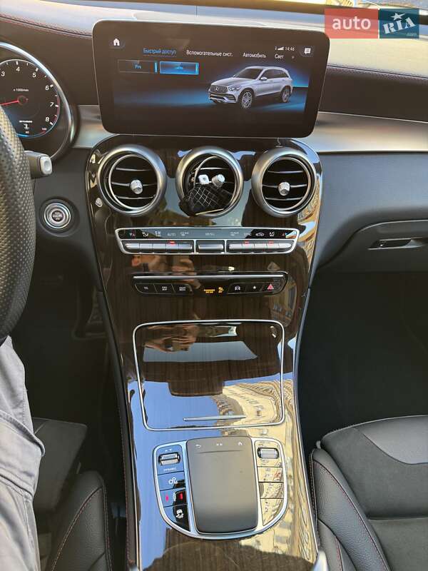 Mercedes-Benz GLC-Class 2020