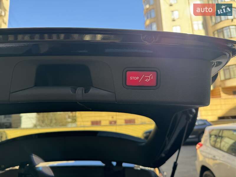 Mercedes-Benz GLC-Class 2020