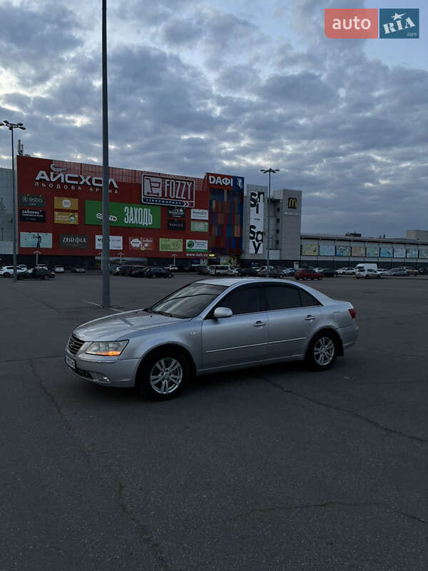 Hyundai-20