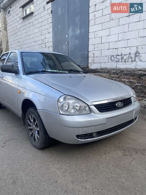 ВАЗ / Lada-10