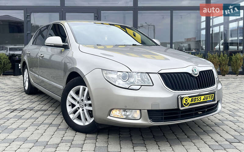 Skoda Superb 2012