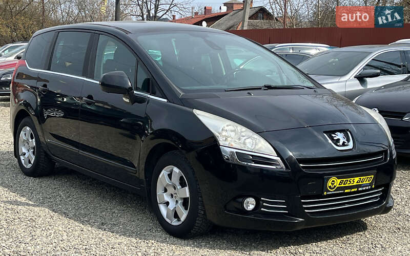 Peugeot 5008 2012