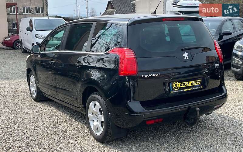 Peugeot 5008 2012