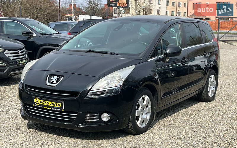 Peugeot 5008 2012
