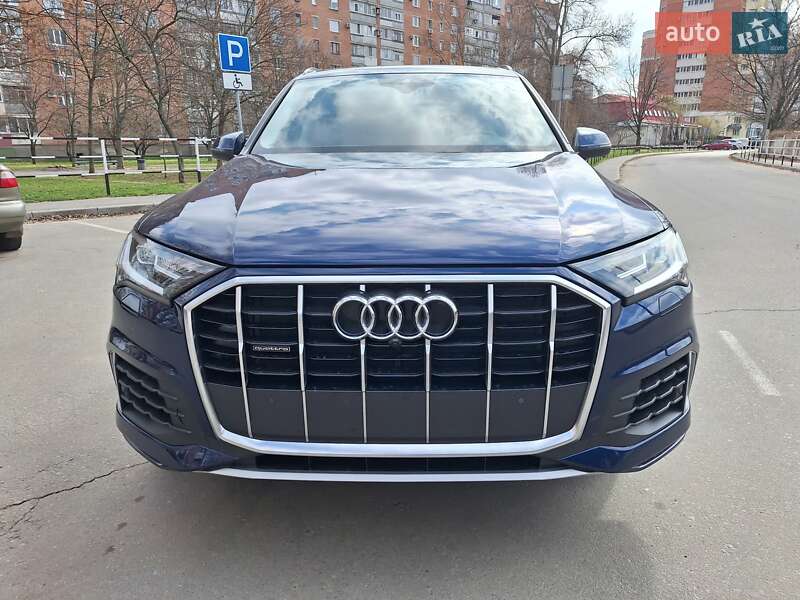 Audi-25
