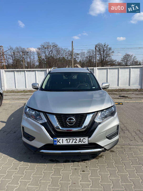 Nissan-18