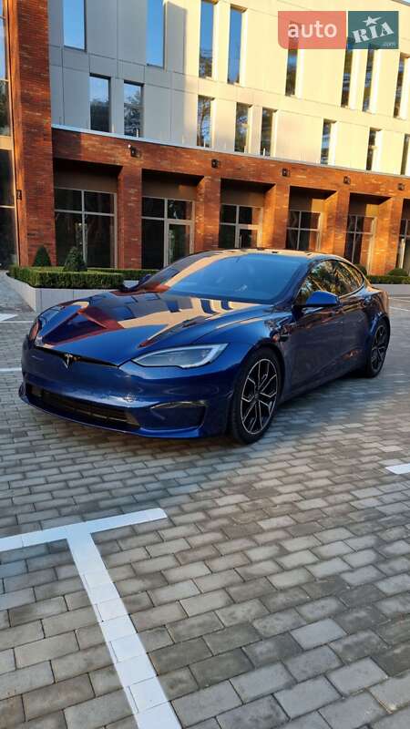 Tesla-5