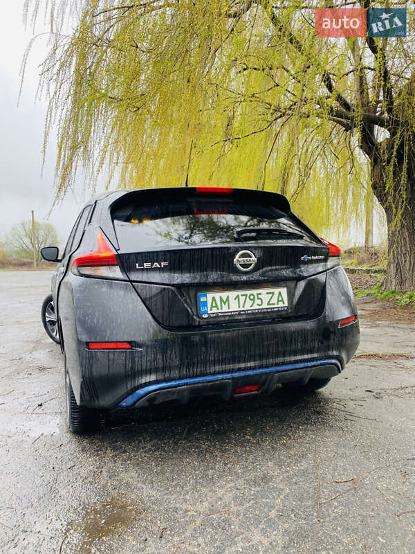 Nissan-9