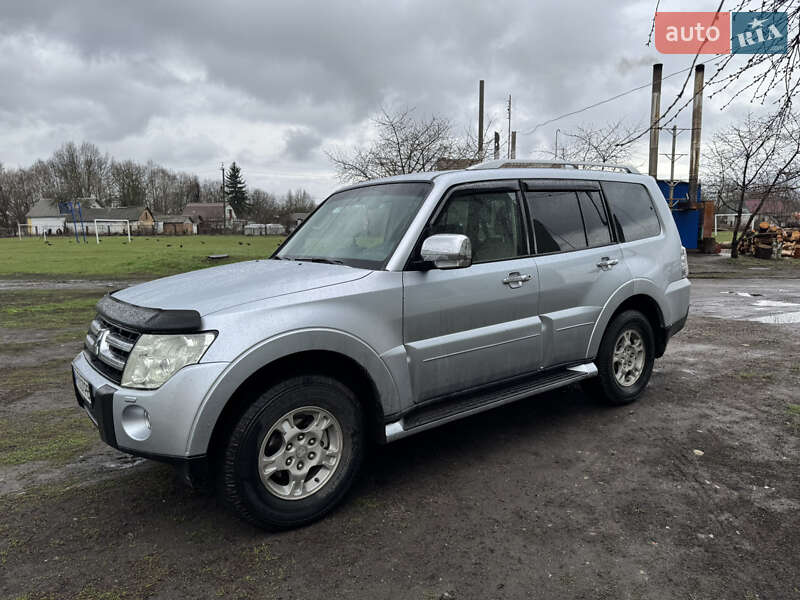 Mitsubishi Pajero Wagon 2007