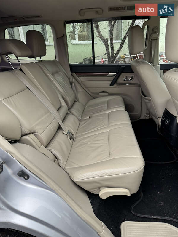 Mitsubishi Pajero Wagon 2007