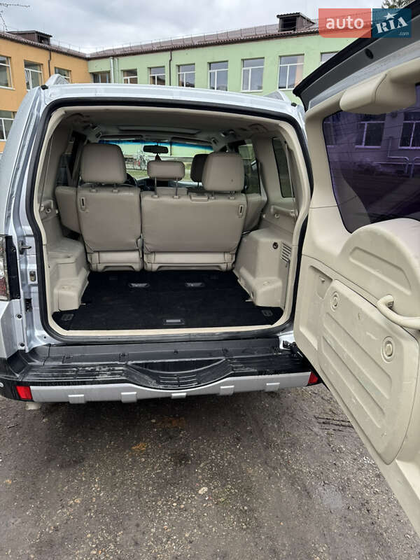 Mitsubishi Pajero Wagon 2007