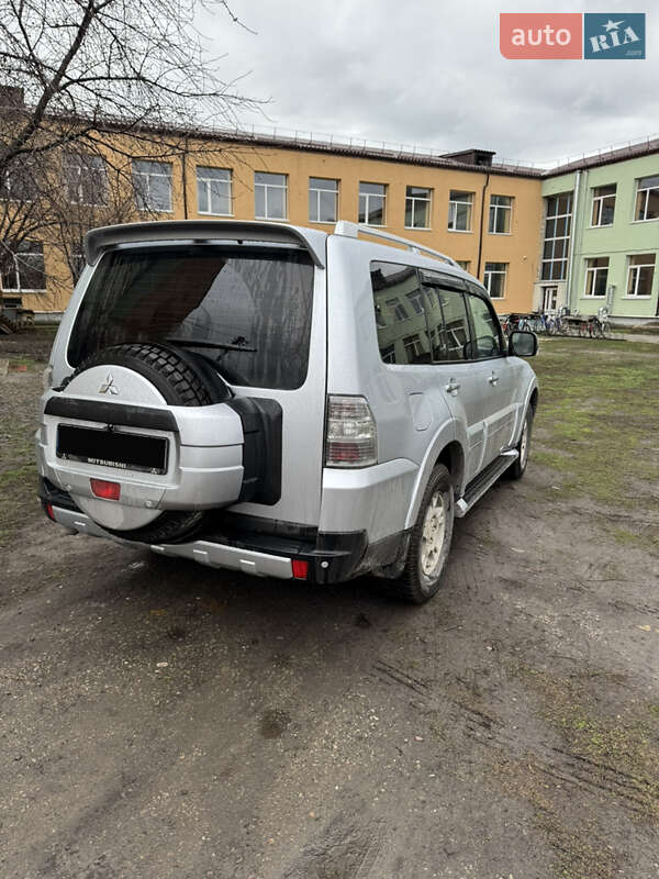 Mitsubishi Pajero Wagon 2007