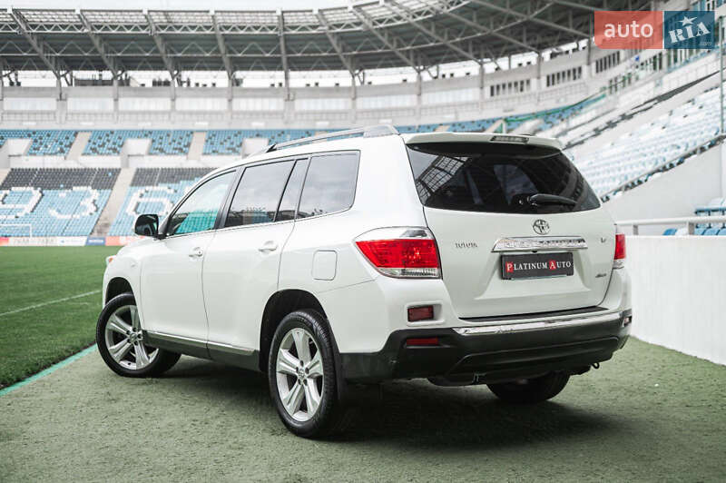 Toyota Highlander 2010