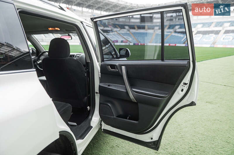 Toyota Highlander 2010