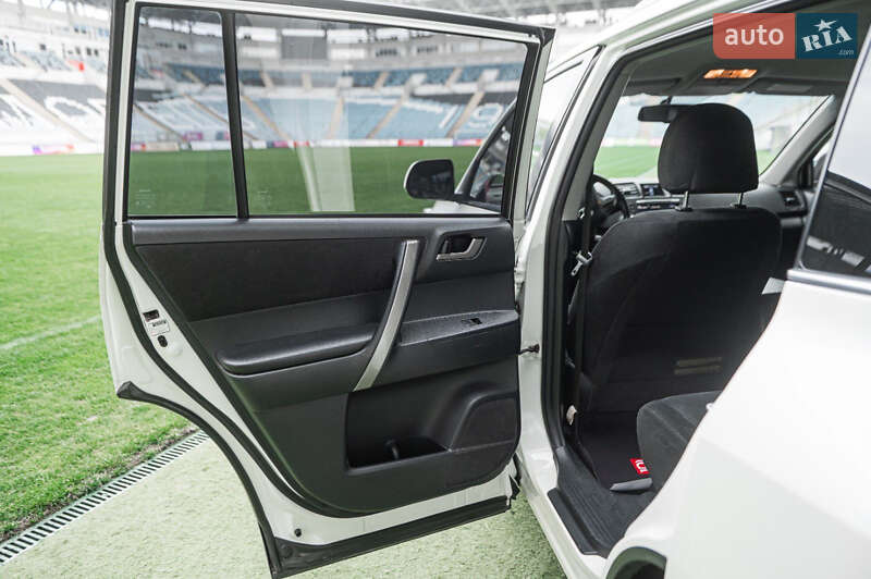 Toyota Highlander 2010