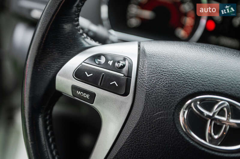 Toyota Highlander 2010