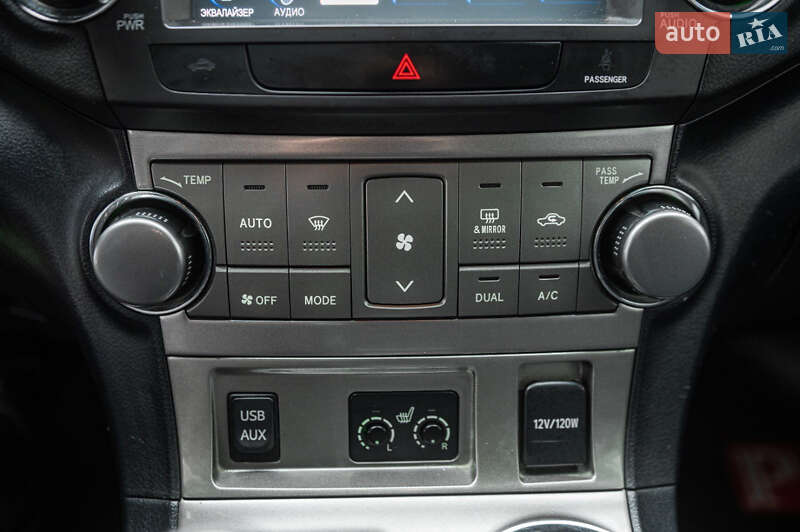 Toyota Highlander 2010