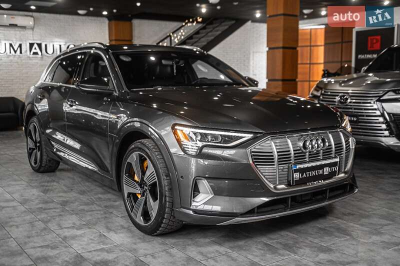 Audi e-tron 2019