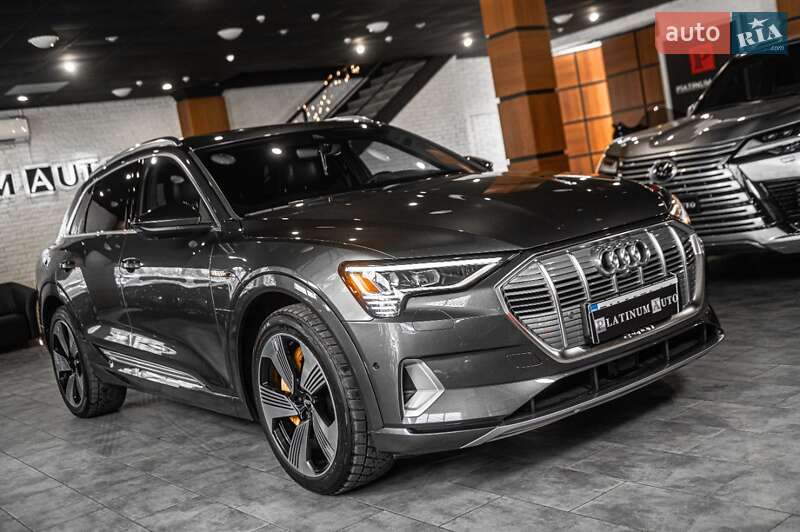 Audi e-tron 2019