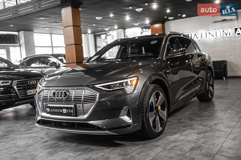 Audi e-tron 2019