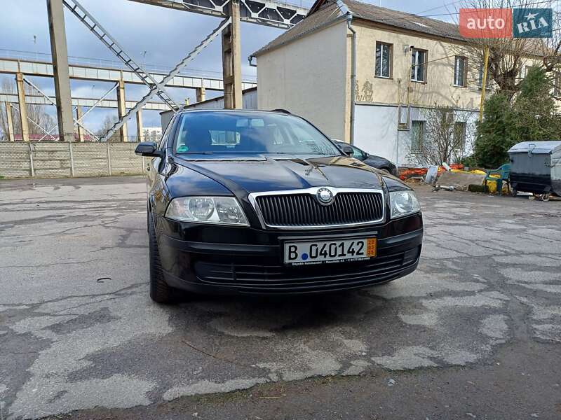 Skoda-1