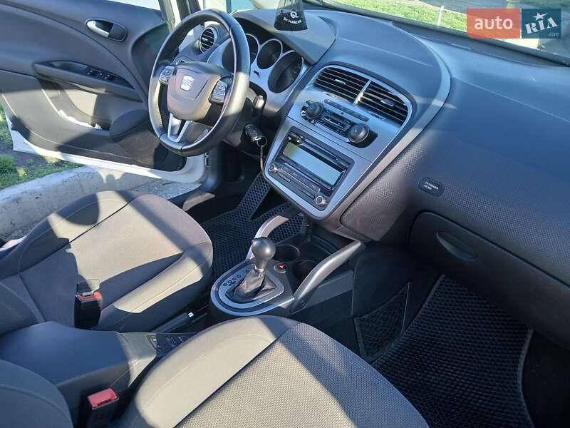 SEAT-35