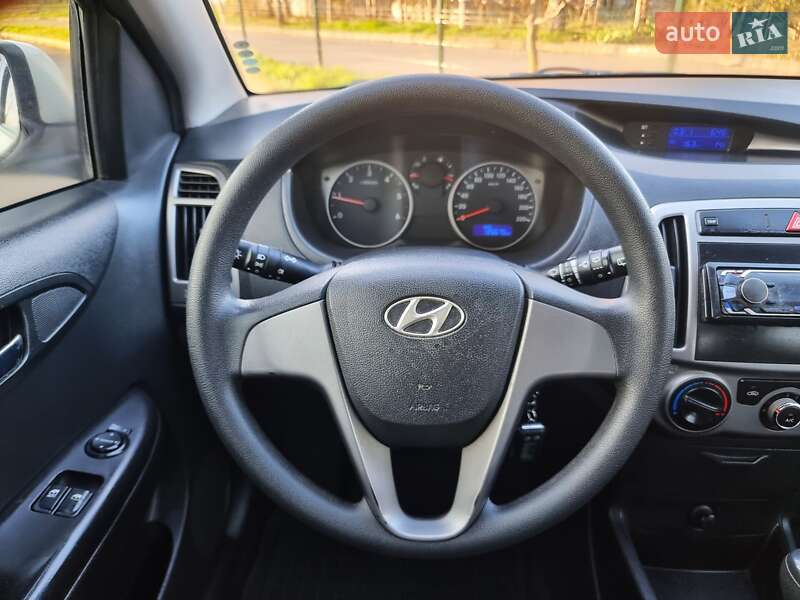 Hyundai-32