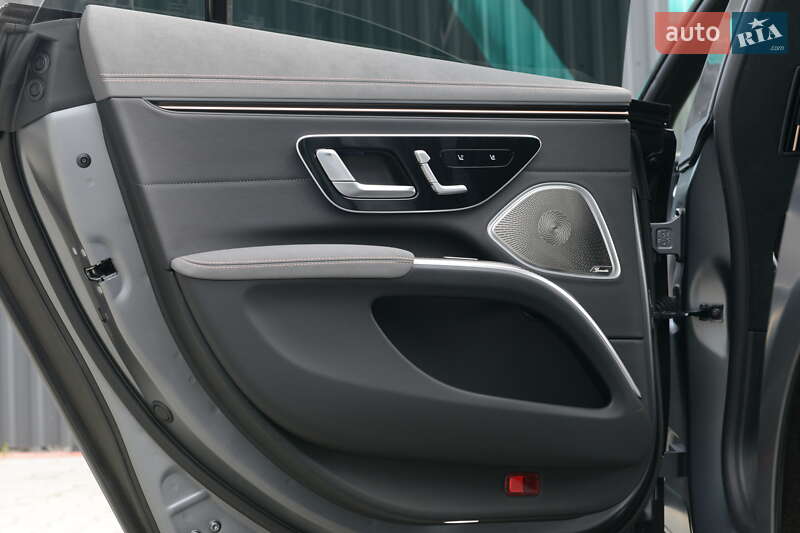 Mercedes-Benz EQS 2023