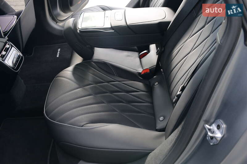 Mercedes-Benz EQS 2023