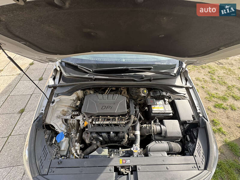 Hyundai-6