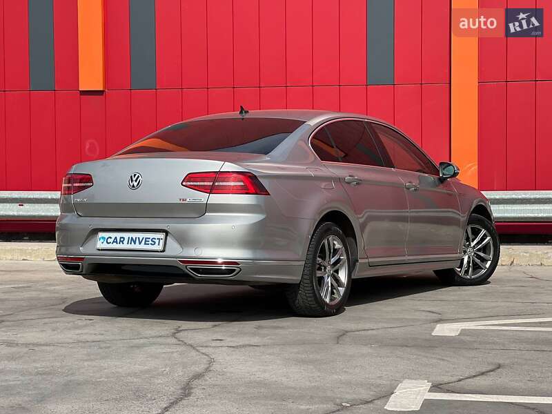 Volkswagen Passat 2015