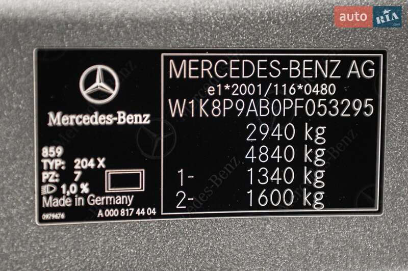 Mercedes-Benz-38