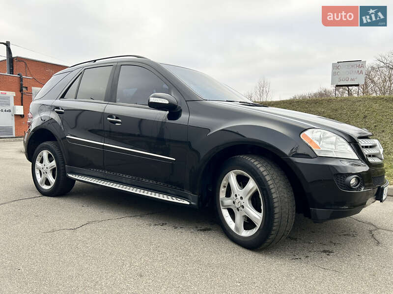 Mercedes-Benz M-Class 2007