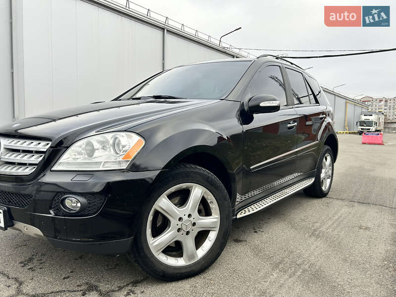 Mercedes-Benz M-Class 2007