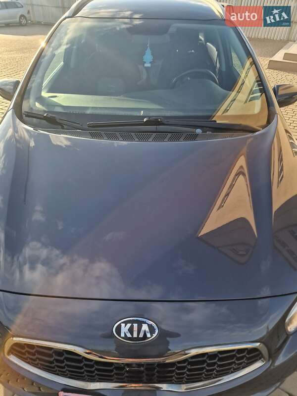 Kia-0