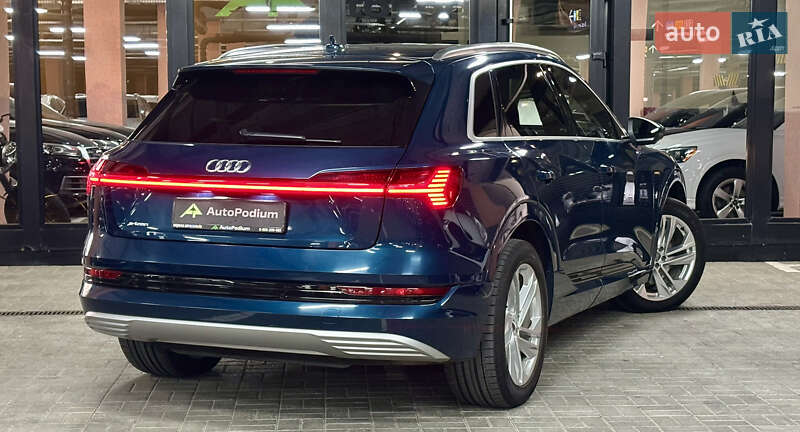Audi-63