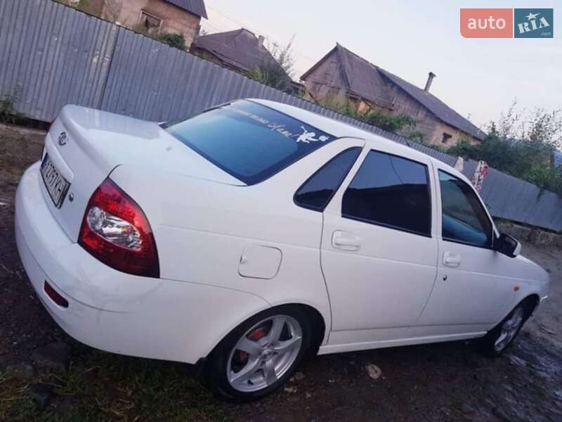 VAZ / Lada 2170 Priora 2011