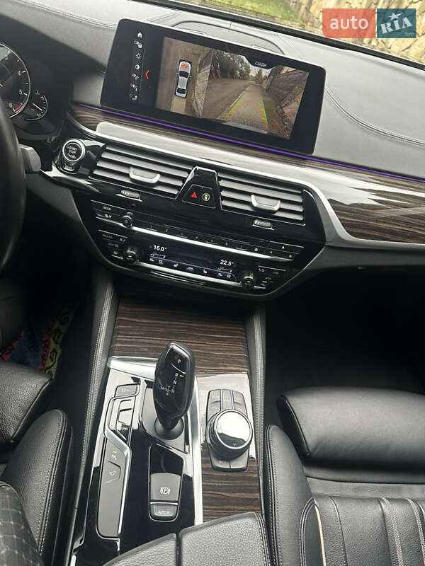 BMW-30