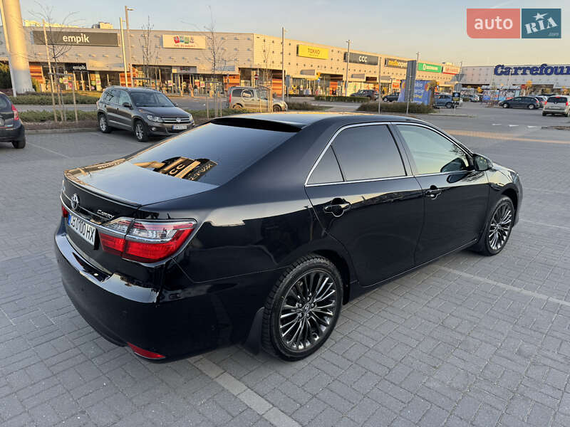 Toyota Camry 2014