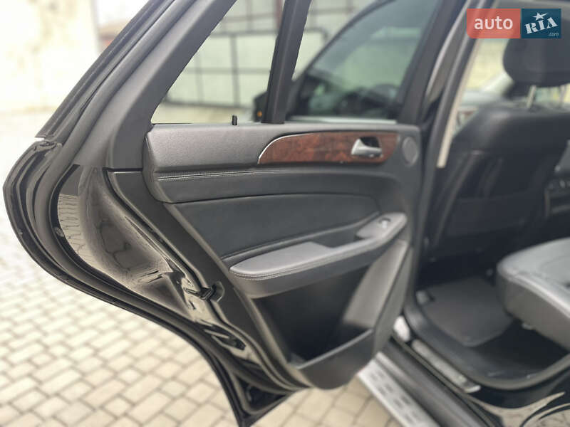 Mercedes-Benz GLE-Class 2016