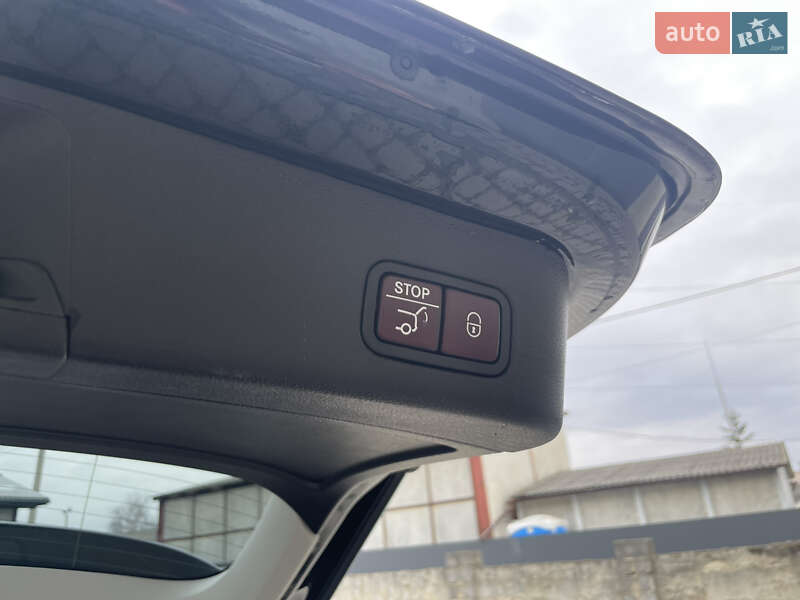 Mercedes-Benz GLE-Class 2016