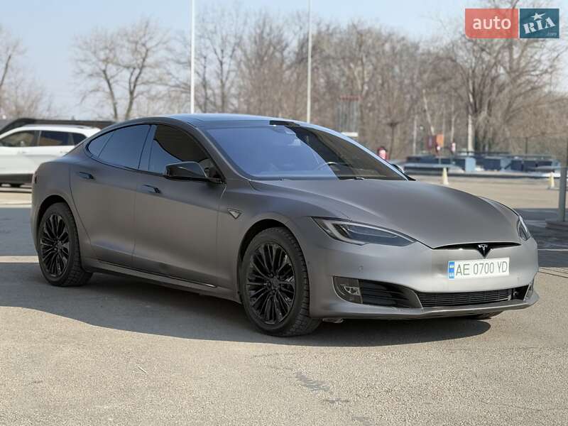 Tesla-26