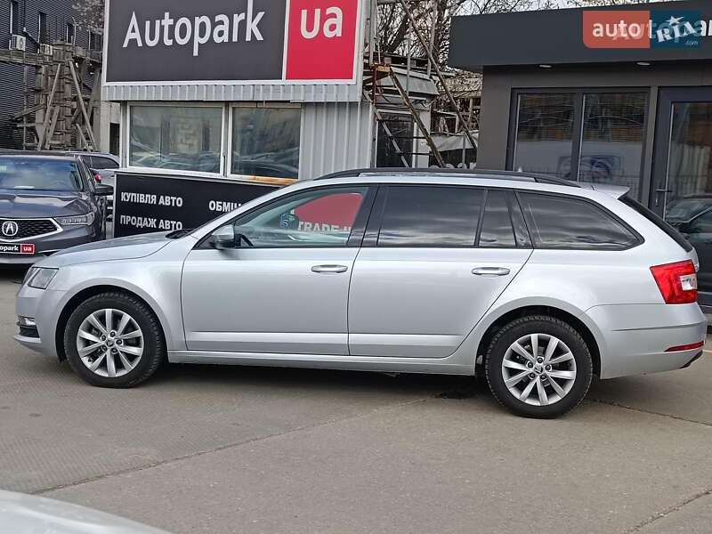 Skoda-1