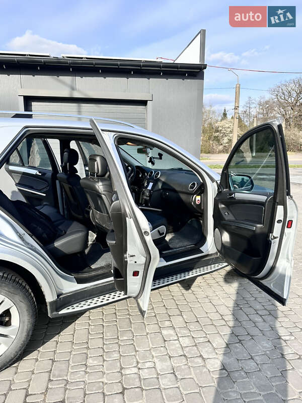 Mercedes-Benz M-Class 2009