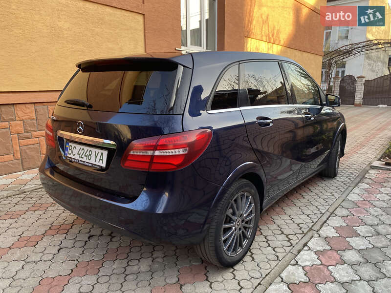 Mercedes-Benz B-Class 2017