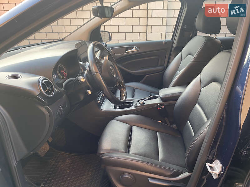 Mercedes-Benz B-Class 2017