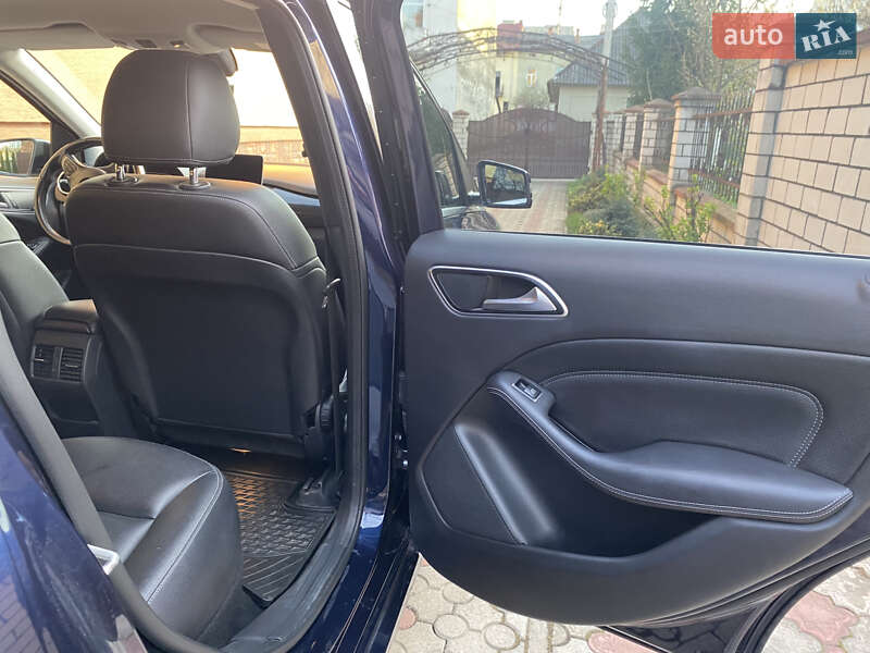 Mercedes-Benz B-Class 2017