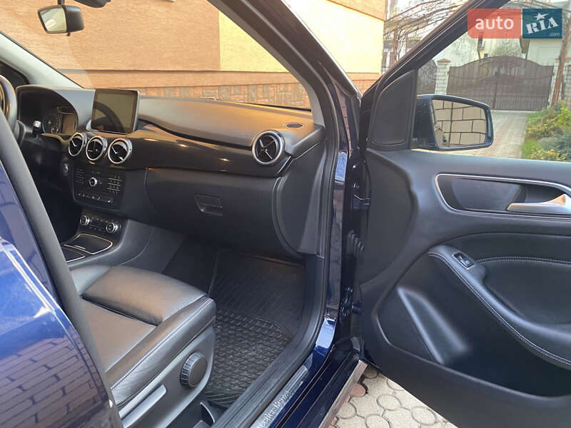 Mercedes-Benz B-Class 2017