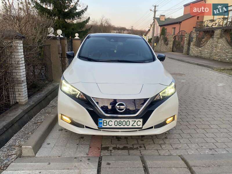 Nissan-4