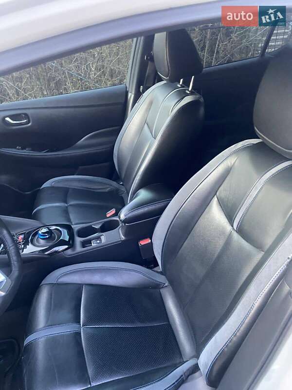 Nissan-2